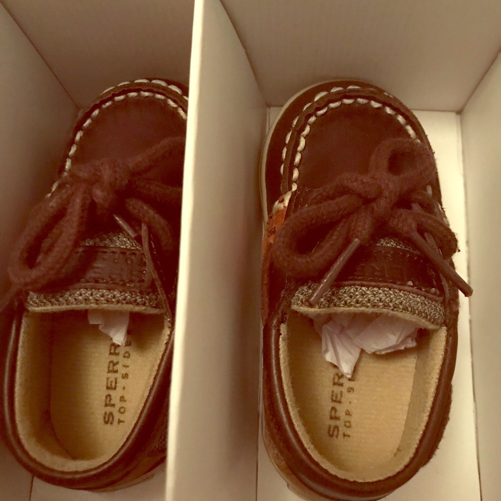 😎SPERRY size 3 top-sider baby shoes